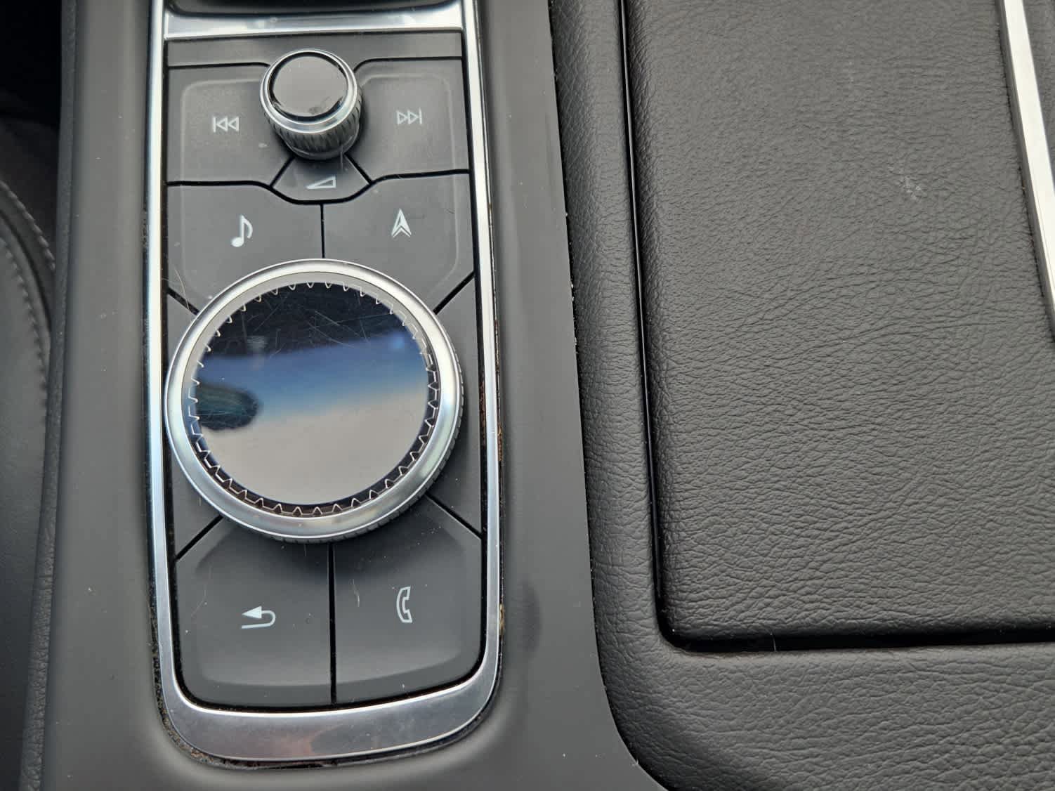 Used 2023 Cadillac CT5 Luxury w/ Sun And Sound Package AWD/4WD image 21