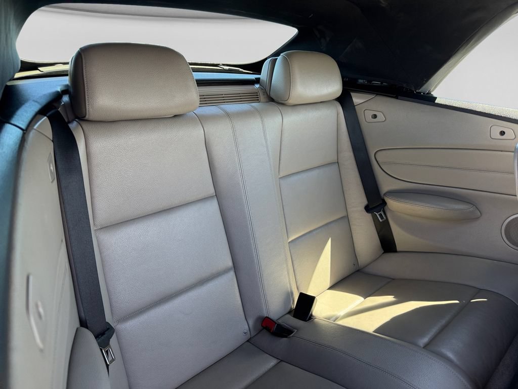 Used 2010 BMW 128i Convertible RWD image 21