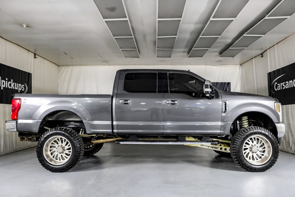 Used 2019 Ford F250 Lariat w/ Lariat Ultimate Package AWD/4WD image 5