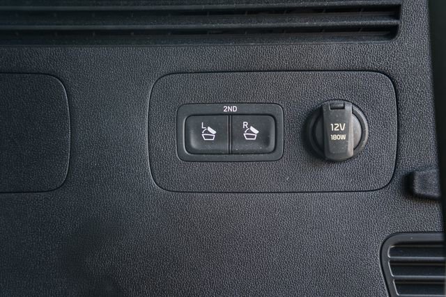 Used 2021 Kia Sorento S w/ Panoramic Sunroof Package image 15