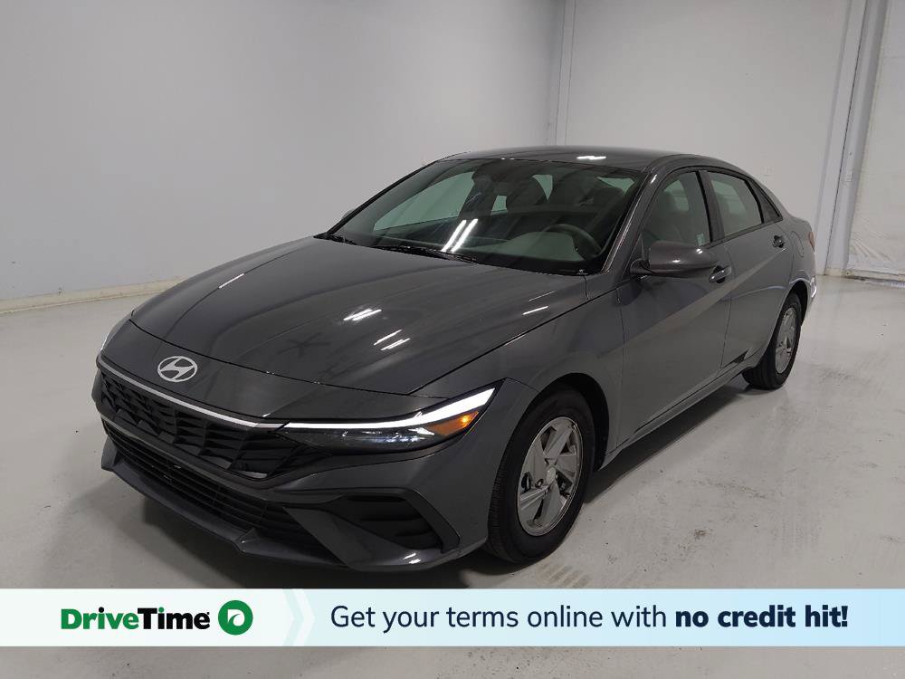 Used 2025 Hyundai Elantra SE