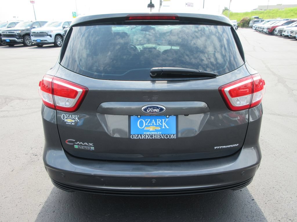 Used 2017 Ford C-MAX Energi Titanium w/ Equipment Group 501A FWD image 4
