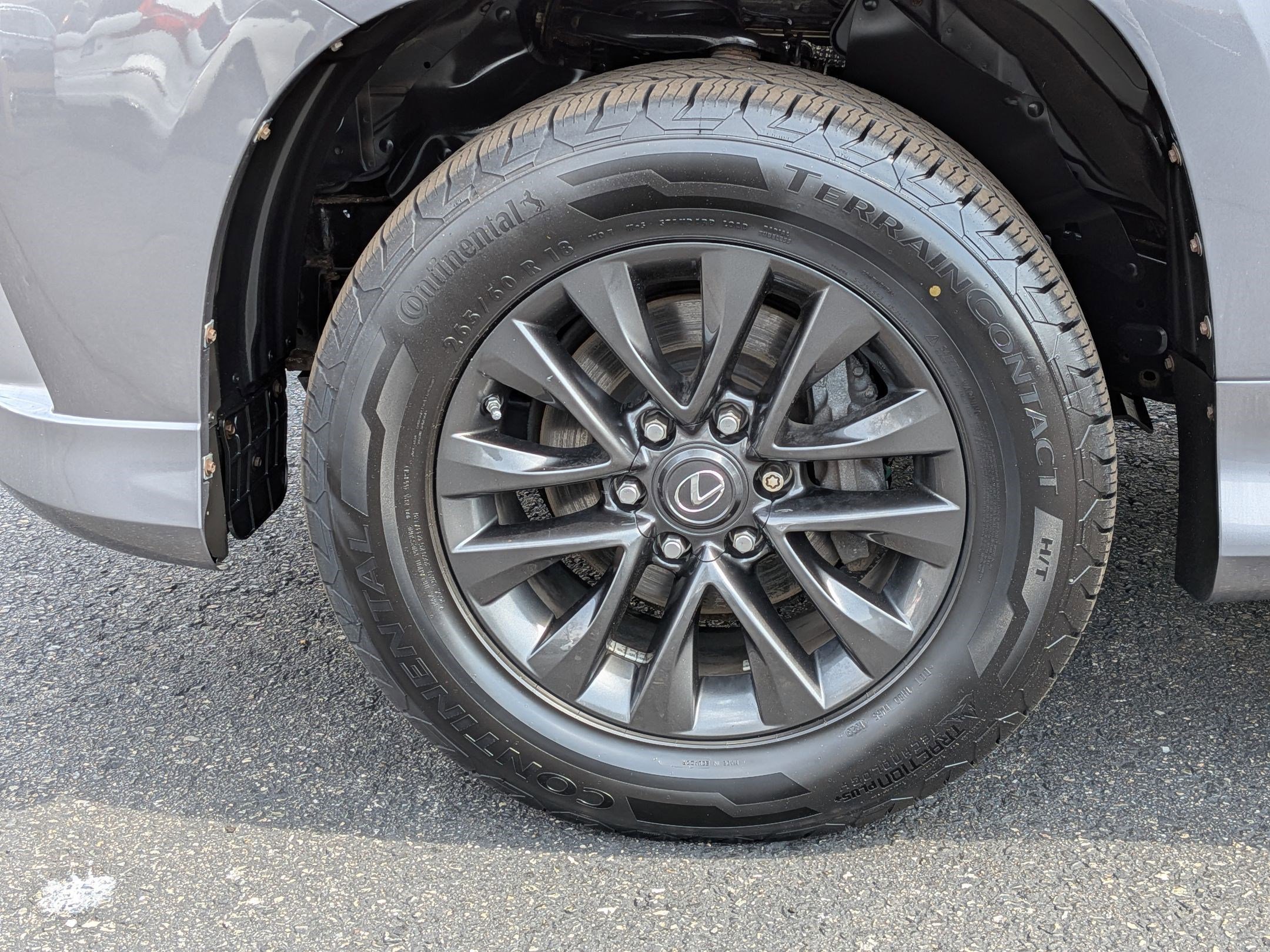 Used 2020 Lexus GX 460 Premium w/ Premium Package image 28