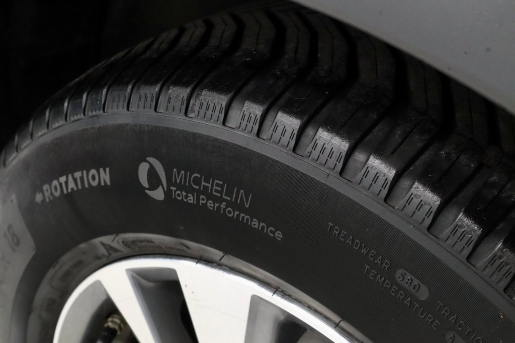 Certified 2017 Nissan Murano S w/ Navigation Package image 19