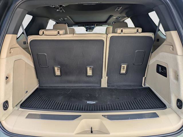 Used 2023 Cadillac Escalade Premium Luxury w/ LPO, Illumination Package image 6