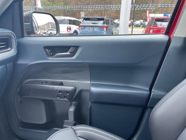 New 2026 Ford Maverick Lariat w/ Black Appearance Package image 37