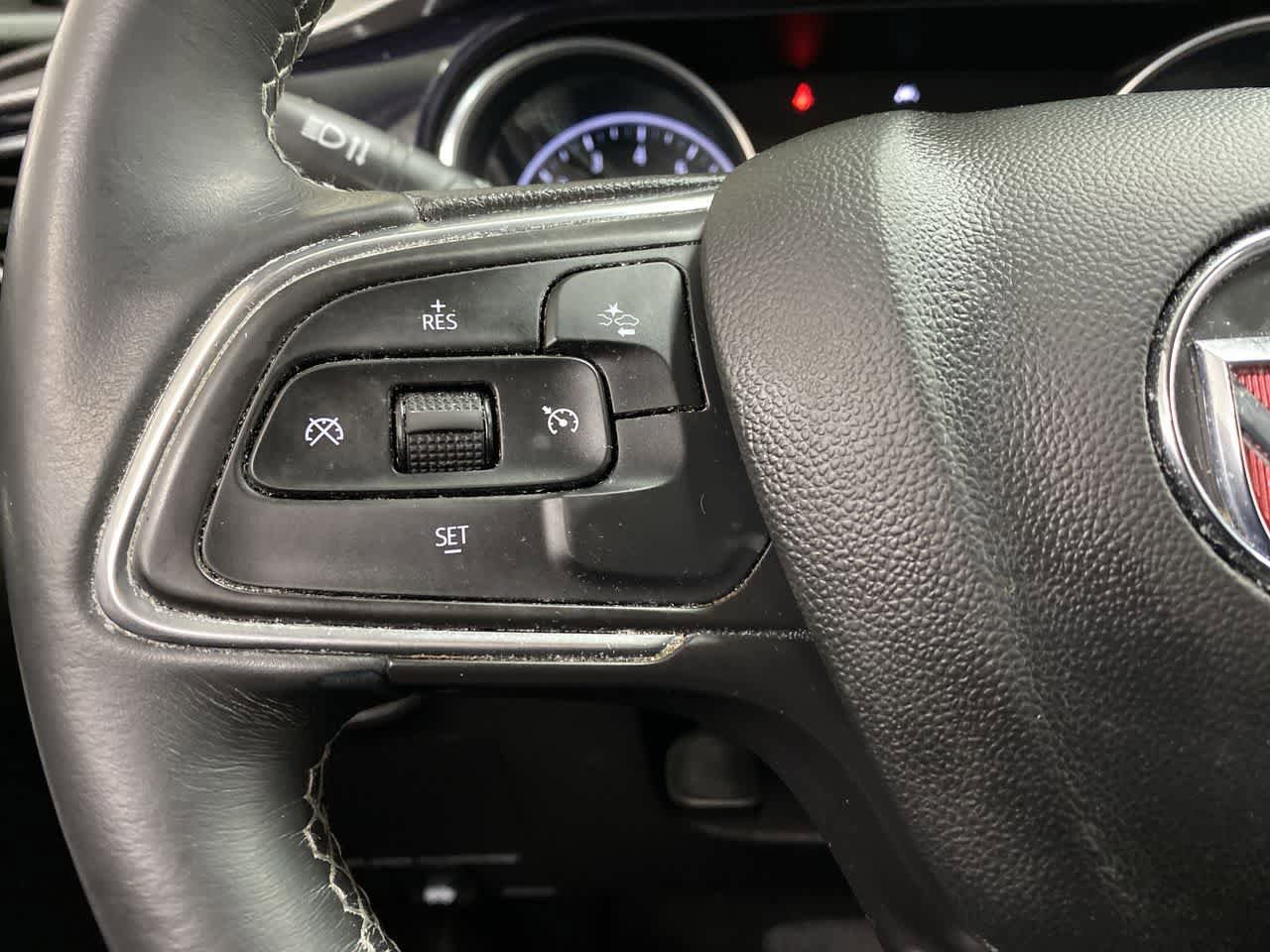 Used 2020 Buick Encore GX Preferred AWD/4WD image 22
