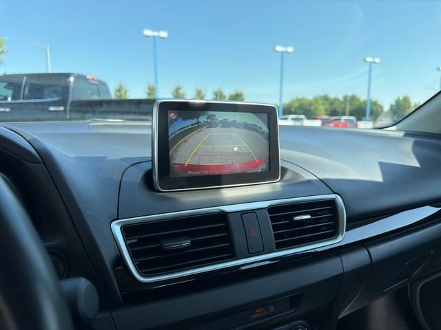 Used 2016 MAZDA MAZDA3 i Touring w/ Popular Equipment Package FWD image 27