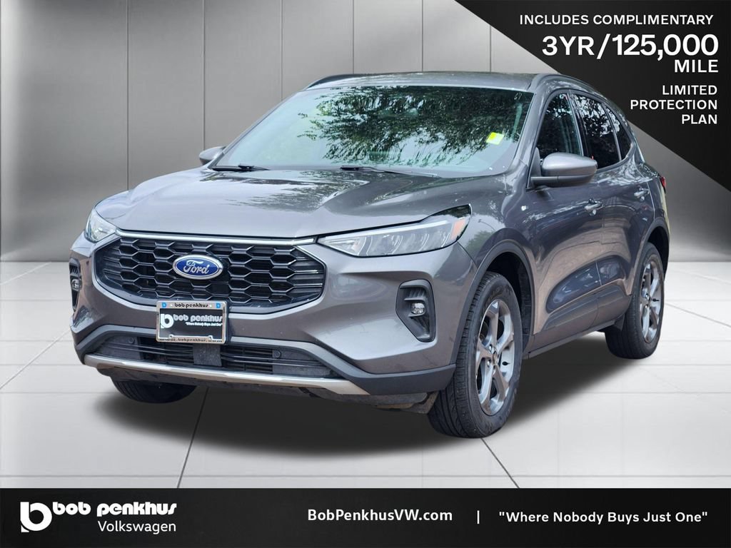 Used 2025 Ford Escape ST-Line Select AWD/4WD image 23