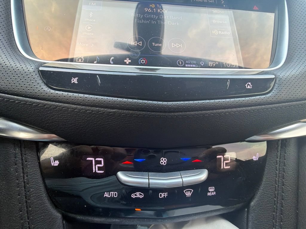 Used 2025 Cadillac XT5 Luxury w/ LPO, Floor Liner Package FWD image 13