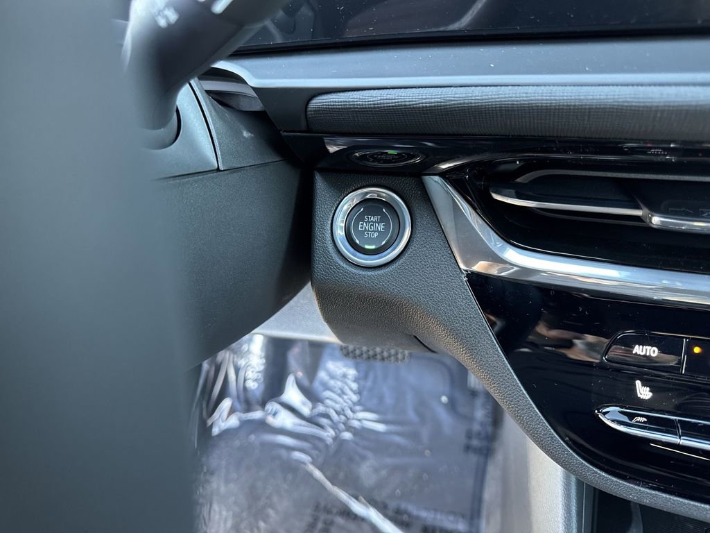 New 2026 Buick Envista Preferred FWD image 24