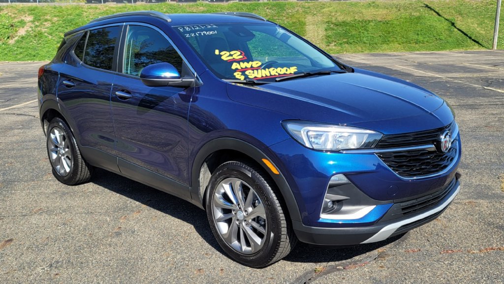 Used 2022 Buick Encore GX Select w/ Experience Buick Package AWD/4WD image 2
