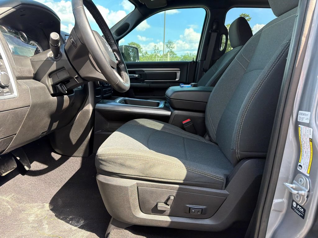 Used 2022 RAM 1500 Classic Warlock w/ Electronics Group RWD image 10