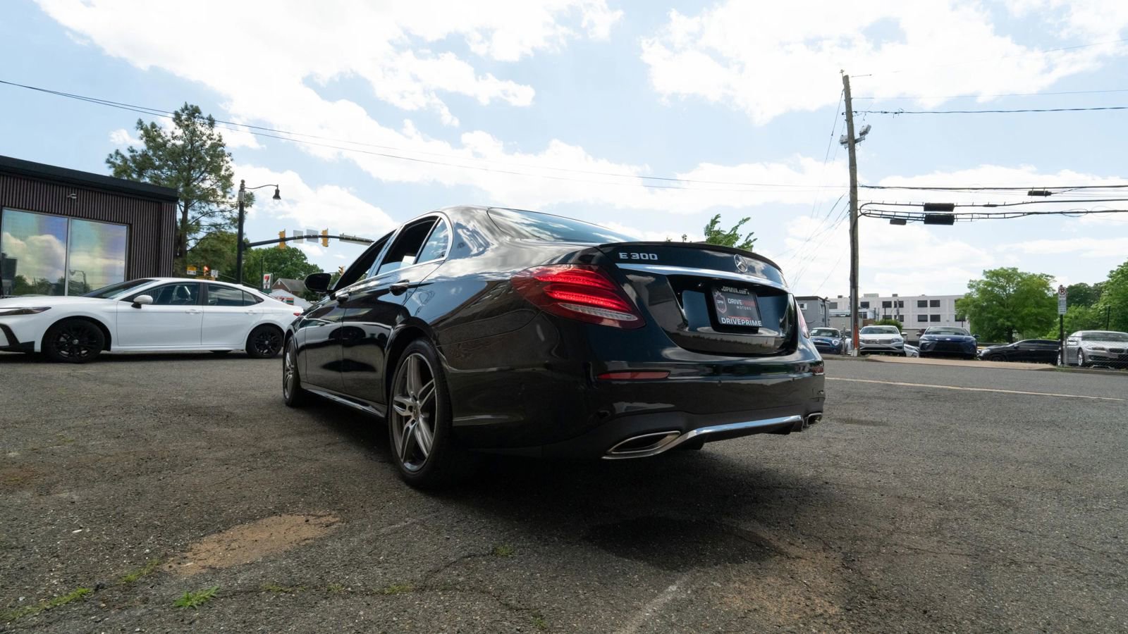 Used 2019 Mercedes-Benz E 300 w/ Premium 1 Package image 5