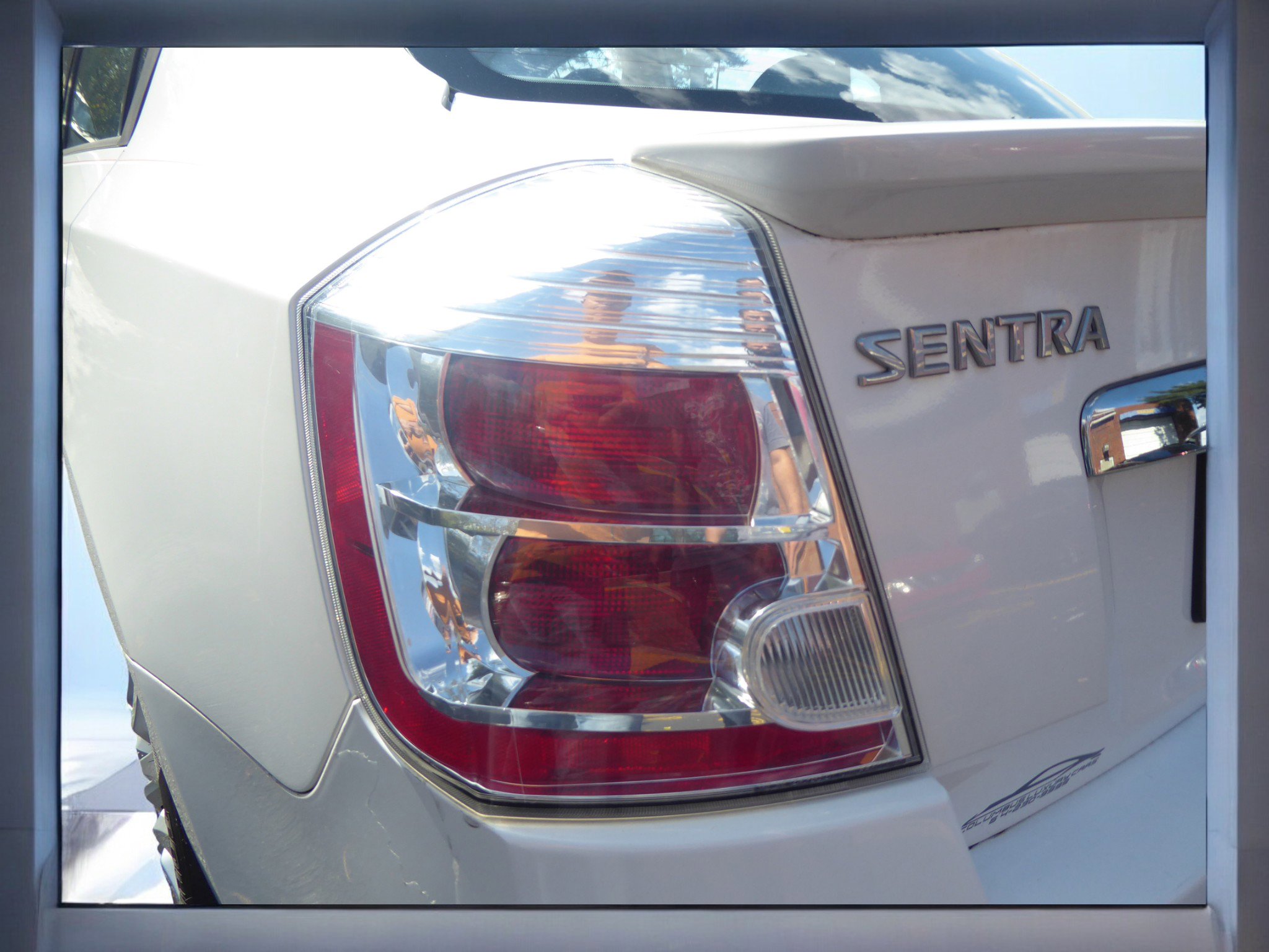 Used 2011 Nissan Sentra 2.0 S image 22