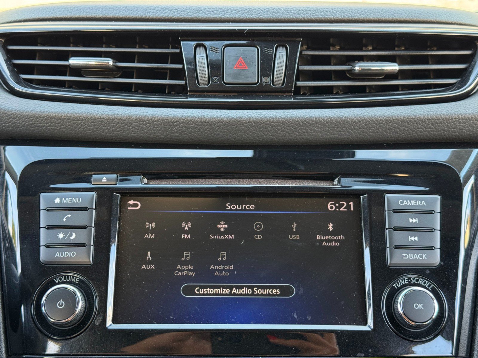 Used 2021 Nissan Rogue Sport S FWD image 23