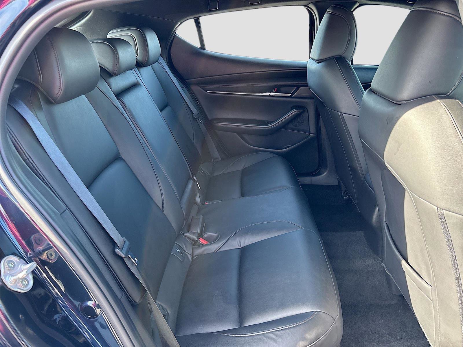 Used 2024 MAZDA MAZDA3 s image 26