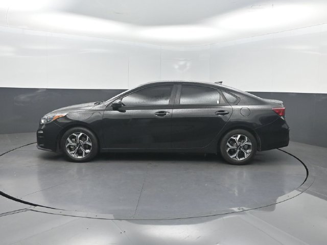 Used 2019 Kia Forte LXS FWD image 3