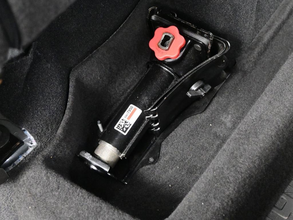 Used 2022 GMC Sierra 1500 SLT w/ SLT Premium Package image 41