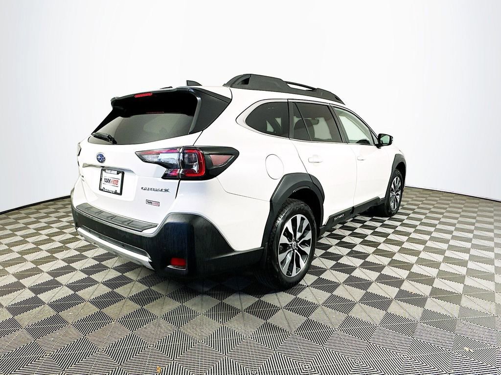 Used 2024 Subaru Outback Limited AWD/4WD image 10