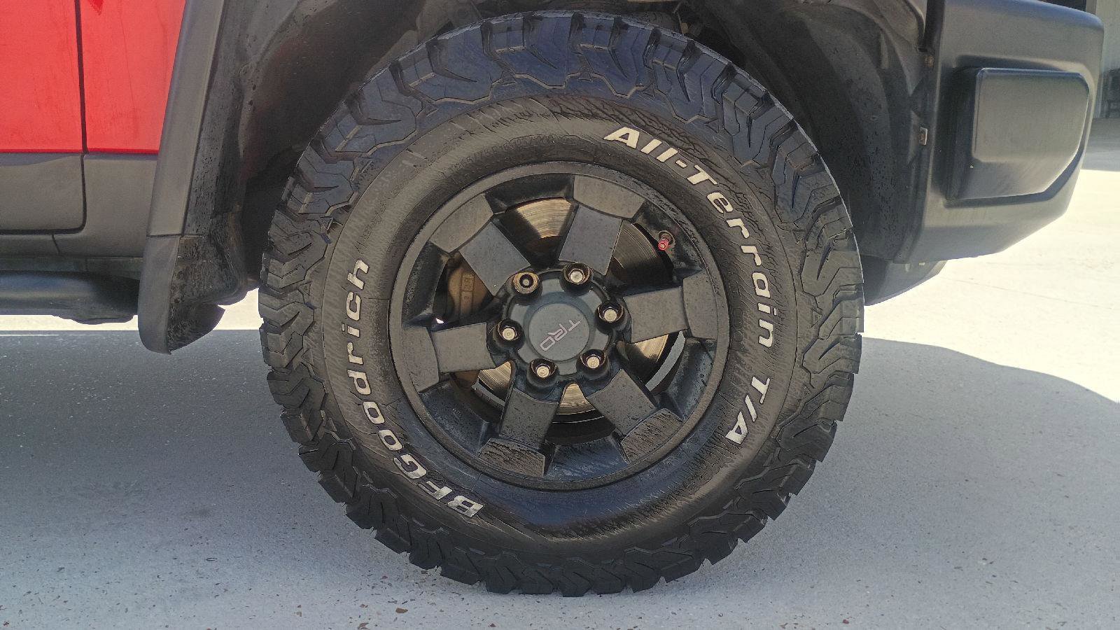 Used 2012 Toyota FJ Cruiser 4WD w/ Trail Teams Special Edition image 21