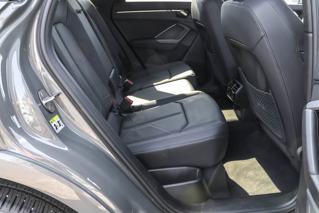 Used 2024 Audi Q3 2.0T Premium w/ Convenience Package image 52