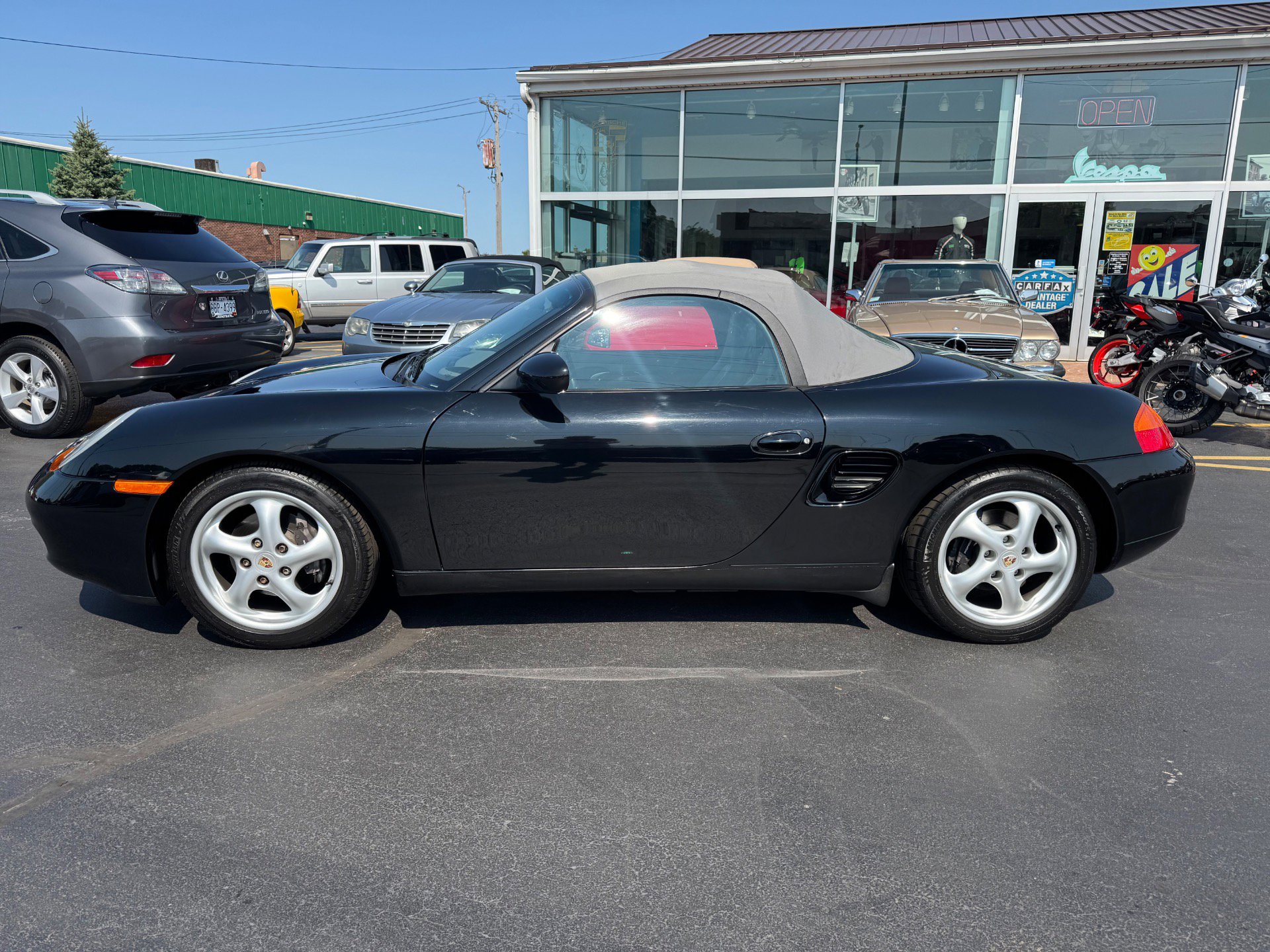 Used 2000 Porsche Boxster RWD image 32