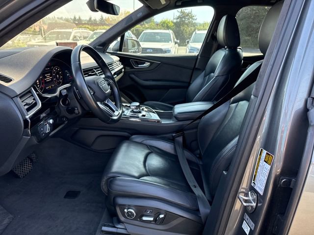 Used 2017 Audi Q7 3.0T Prestige w/ Prestige Package AWD/4WD image 16