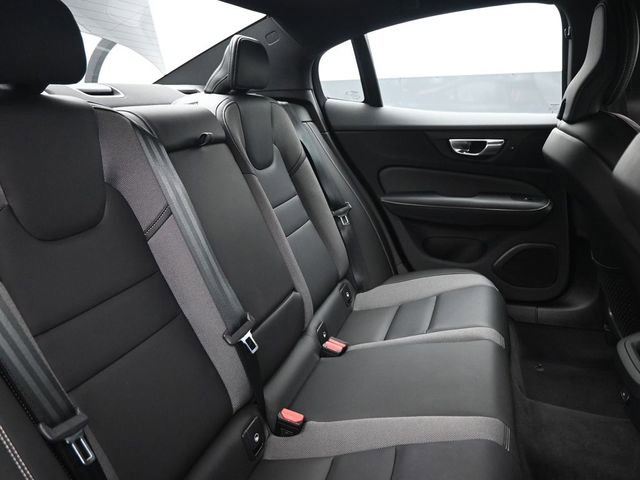 Used 2024 Volvo S60 B5 Plus FWD image 31