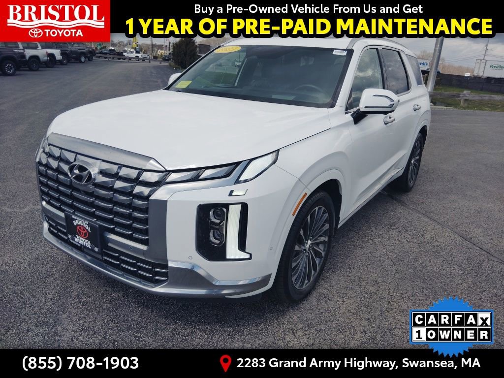 Used 2023 Hyundai Palisade Calligraphy image 3