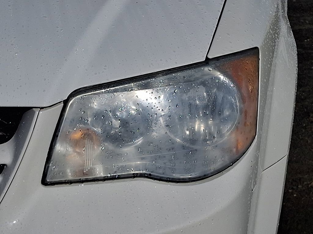 Used 2011 Dodge Grand Caravan R/T image 9