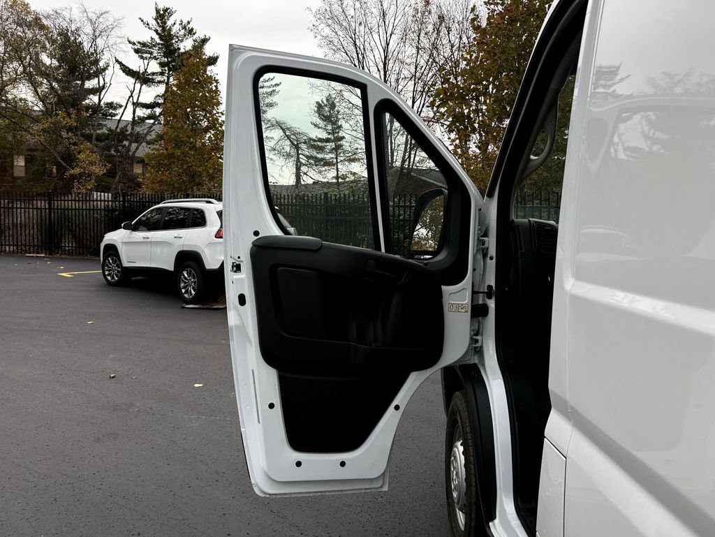 New 2026 RAM ProMaster 1500 w/ Convenience Group FWD image 12