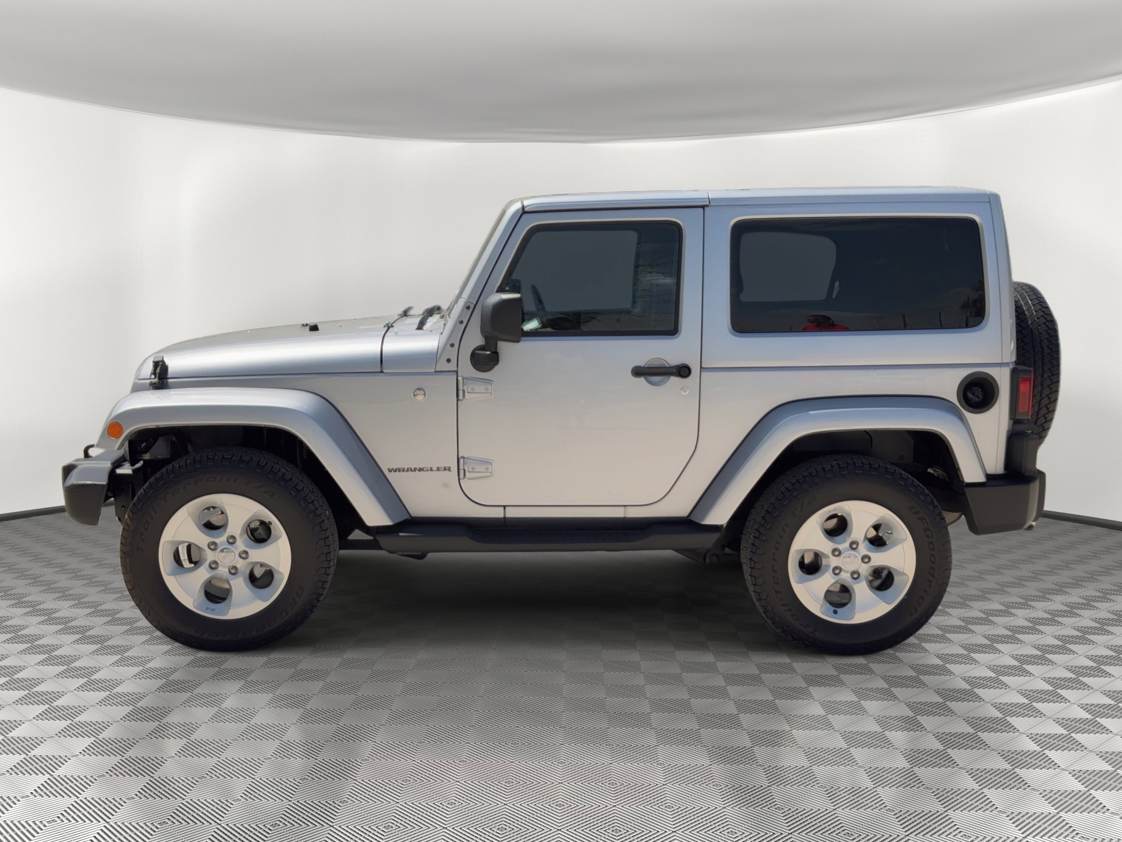 Used 2013 Jeep Wrangler Sahara w/ Connectivity Group image 2