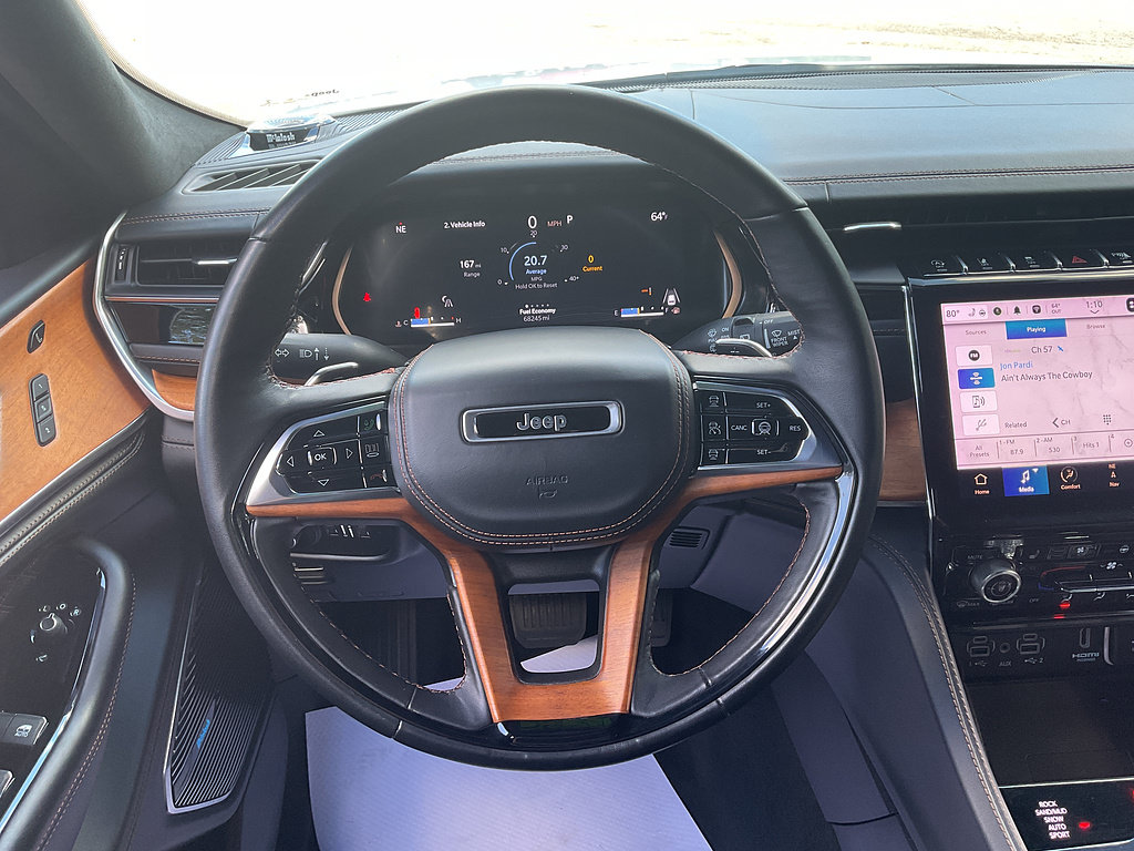 Used 2023 Jeep Grand Cherokee L Summit AWD/4WD image 11