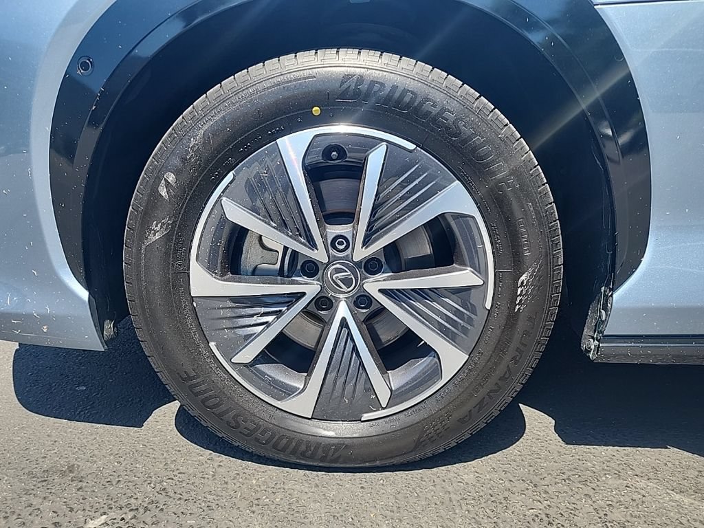 Certified 2023 Lexus RZ 450e Premium w/ Technology Package AWD/4WD image 28