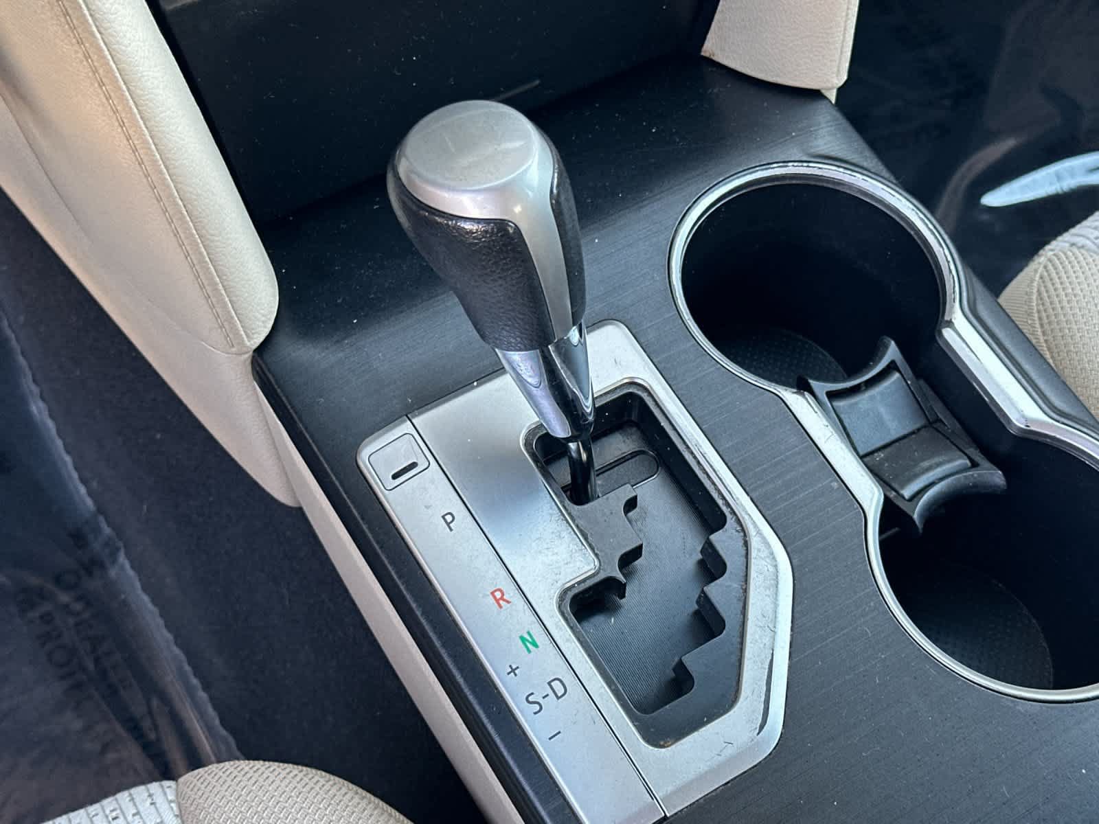 Used 2012 Toyota Camry LE FWD image 20
