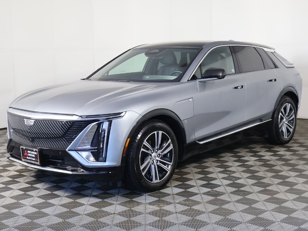 Used 2024 Cadillac Lyriq Luxury RWD image 12