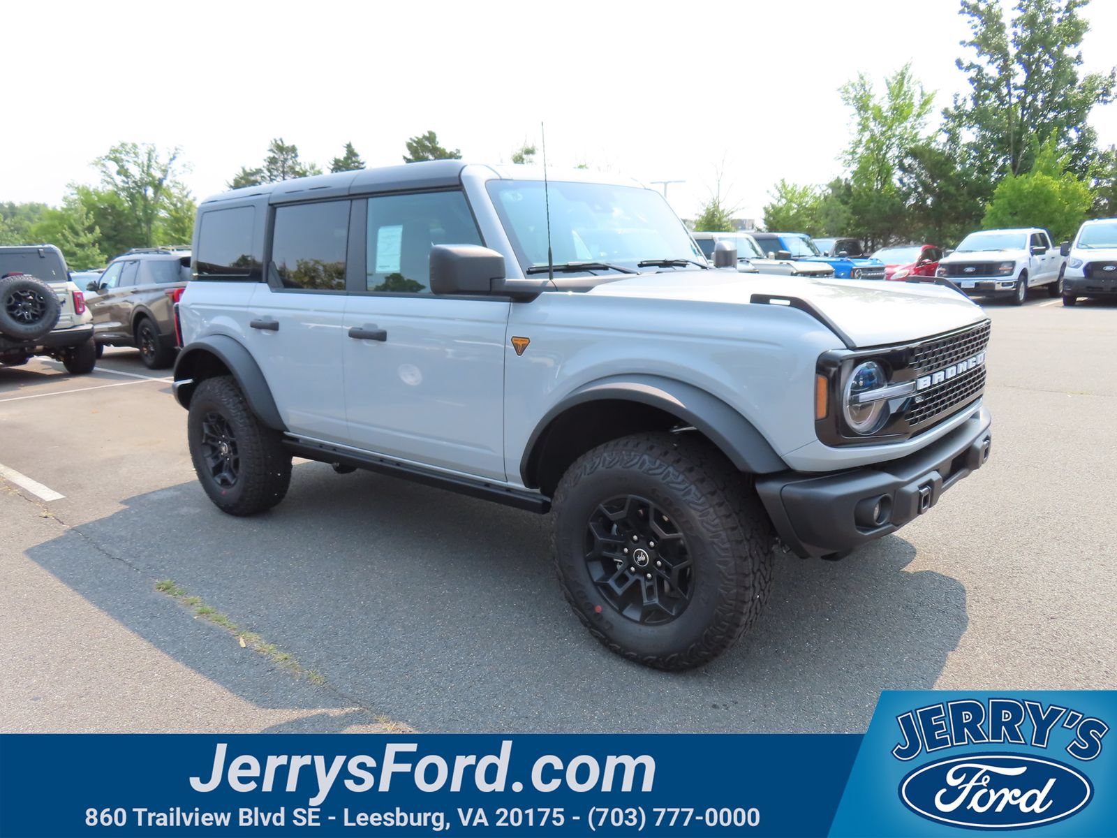 New 2026 Ford Bronco Badlands AWD/4WD image 1