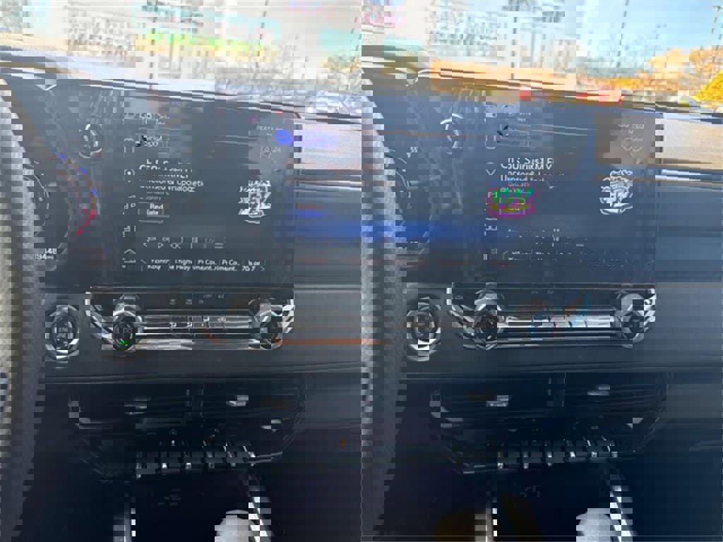 Certified 2024 Chevrolet Colorado W/T w/ WT Convenience Package II image 9