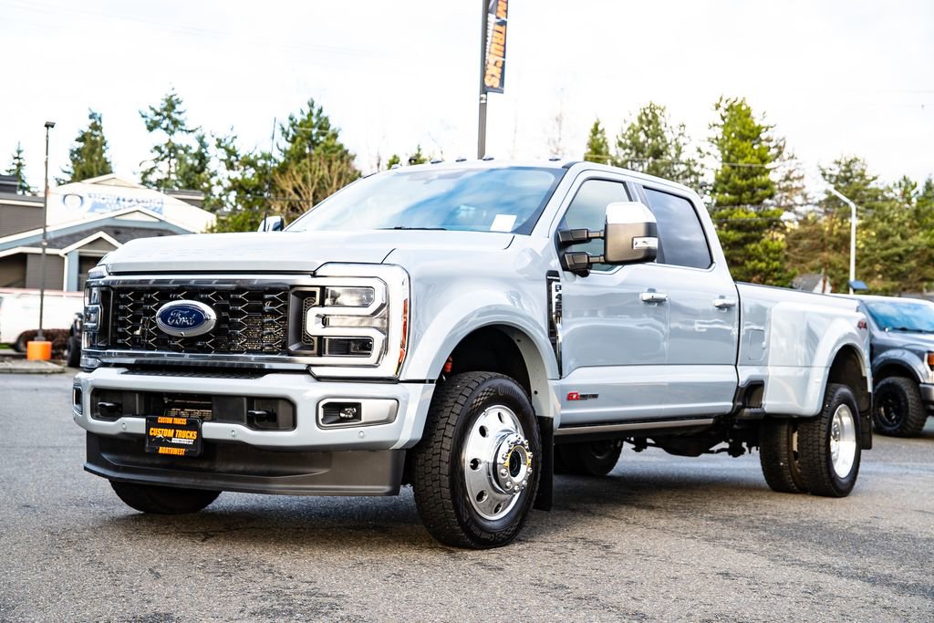 Used 2025 Ford F450 Platinum w/ Platinum Plus Package image 8