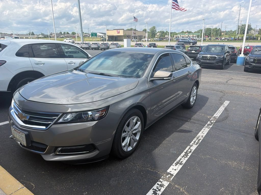 Used 2018 Chevrolet Impala LT FWD image 12
