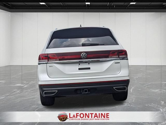 Used 2024 Volkswagen Atlas SEL AWD/4WD image 4