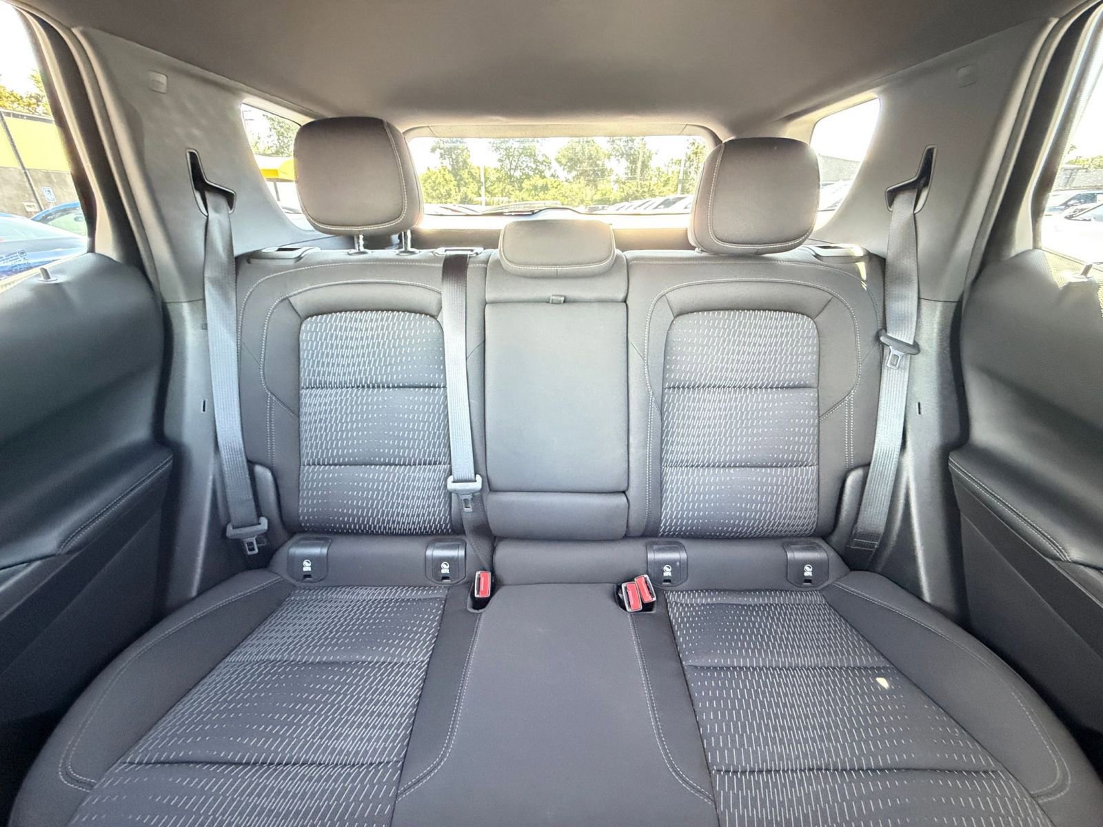 Used 2025 Chevrolet Equinox LT AWD/4WD image 37