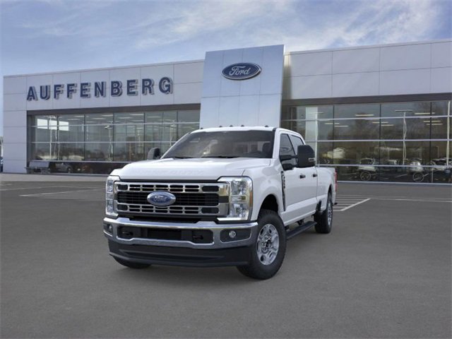 New 2026 Ford F350 XLT image 2