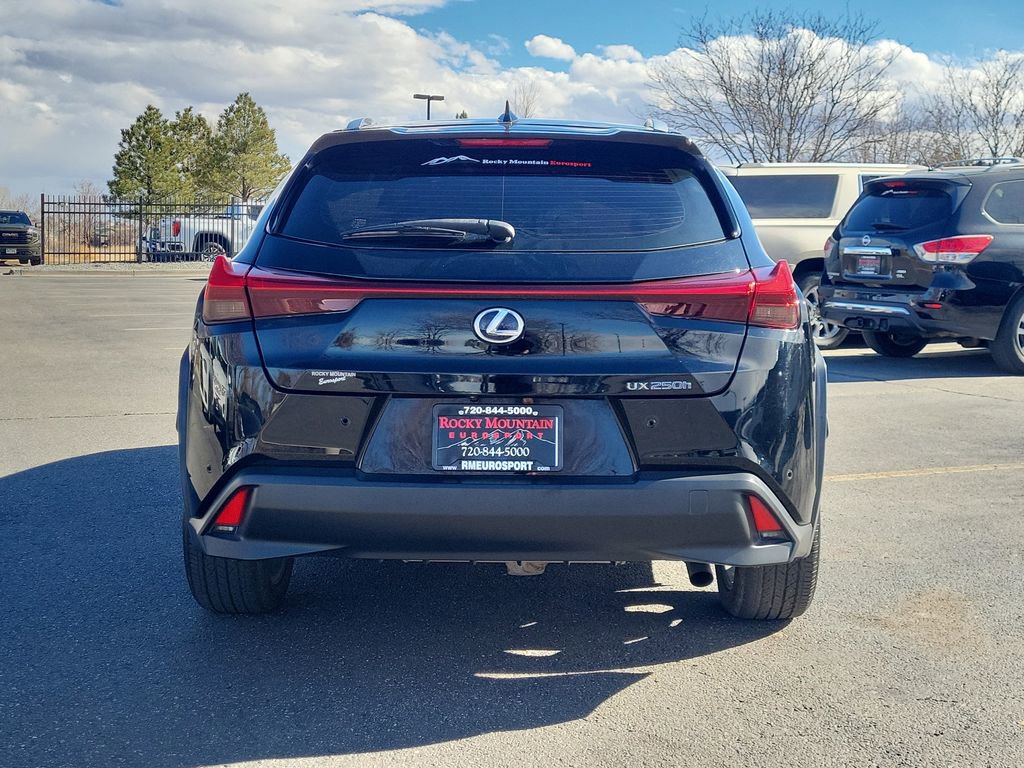 Used 2020 Lexus UX 250h w/ Premium Package AWD/4WD image 5