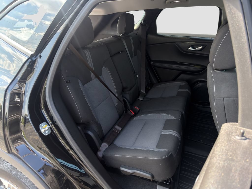 Used 2024 Chevrolet Blazer LT w/ Convenience Package FWD image 19