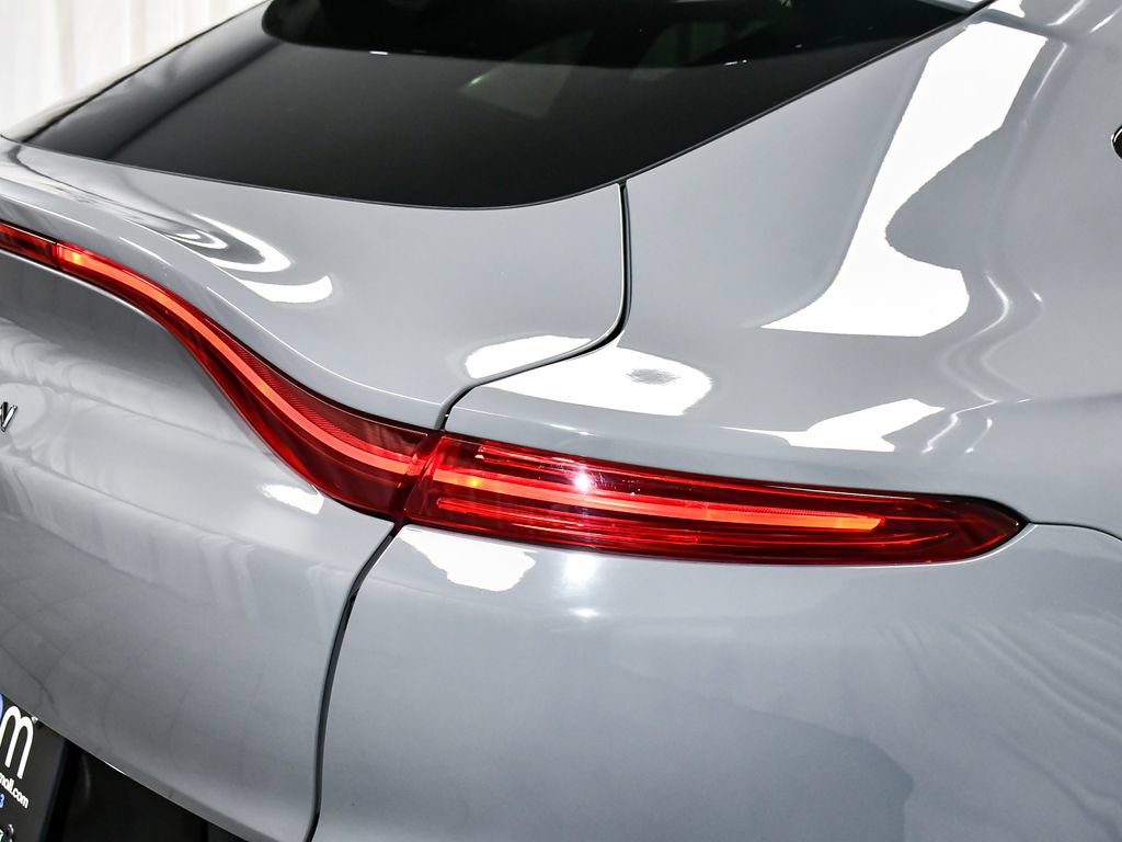 Used 2023 Aston Martin DBX AWD/4WD image 88