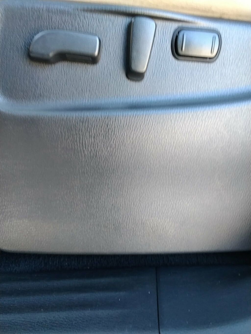 Used 2018 Nissan Armada SL image 8