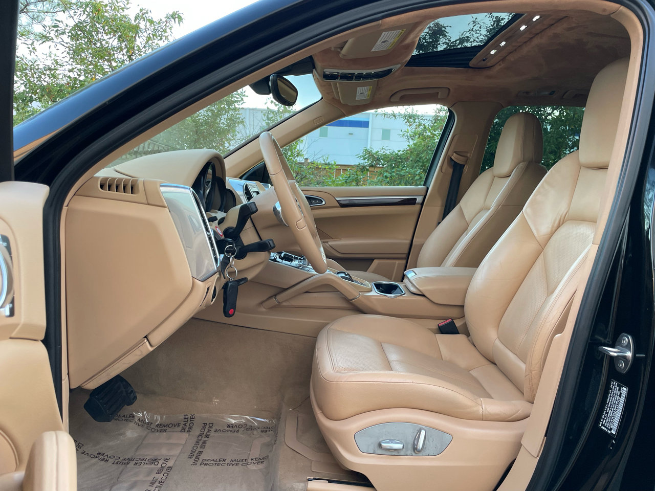 Used 2012 Porsche Cayenne image 4