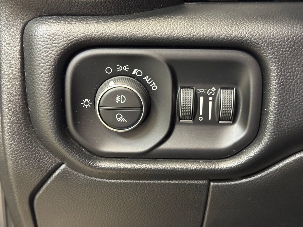 Used 2019 RAM 2500 Laramie image 28